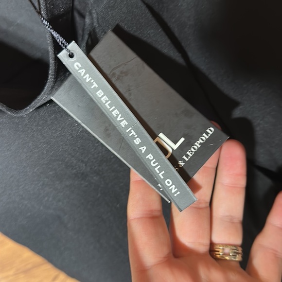 Jules & Leopold cropped pants size Large new with tags - Picture 6 of 10